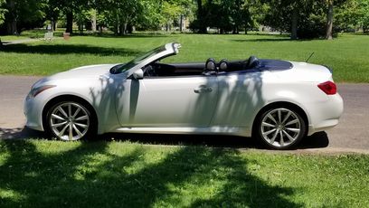 Used 2010 INFINITI G37 Sport w/ Premium Pkg