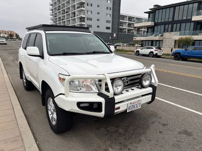 Used 2008 Toyota Land Cruiser w/ Upgrade Pkg