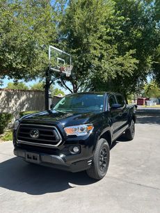Used 2022 Toyota Tacoma SR5
