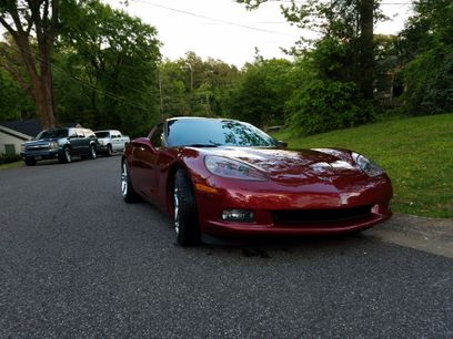 Used 2005 Chevrolet Corvette Coupe w/ Preferred Equipment Group