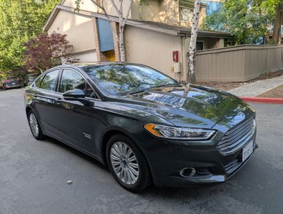 Used 2016 Ford Fusion Energi SE w/ Driver Assist Package