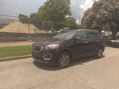 Used 2017 Kia Sorento LX w/ LX Convenience Package