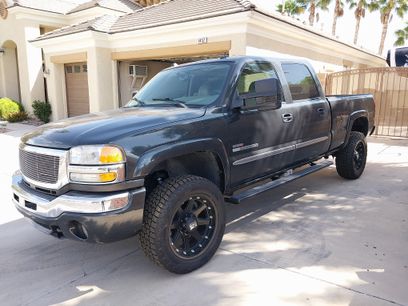 Used 2004 GMC Sierra 2500 SLT w/ Heavy-Duty Power Package