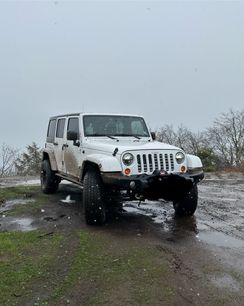 Used 2012 Jeep Wrangler Unlimited Sahara w/ Connectivity Group