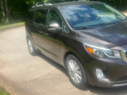 Used 2017 Kia Sedona EX