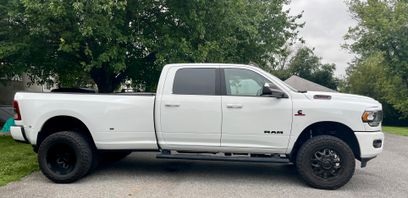 Used 2022 RAM 3500 Big Horn w/ Night Edition