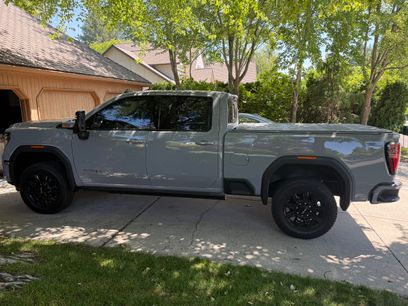 Used 2025 GMC Sierra 2500 AT4 w/ AT4 Premium Plus Package