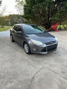 Used 2012 Ford Focus SE