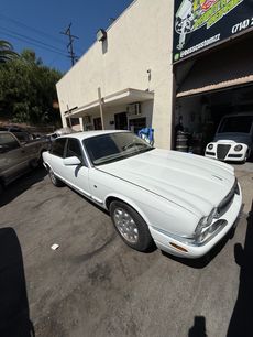 Used 2000 Jaguar XJ8