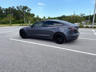 Used 2018 Tesla Model 3 Mid Range