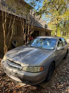 Used 2001 Nissan Altima GXE