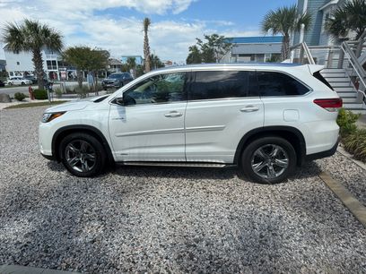 Used 2019 Toyota Highlander Limited Platinum