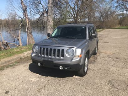 Used 2014 Jeep Patriot Sport w/ Power Value Group