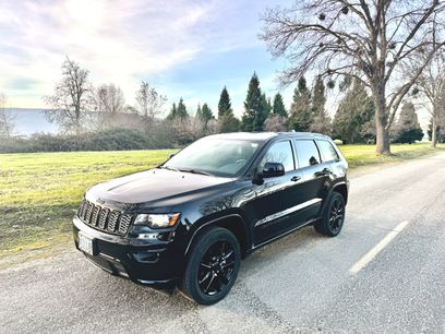 Used 2018 Jeep Grand Cherokee Altitude