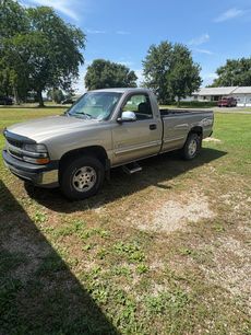 Used 2001 Chevrolet Silverado 1500 LS w/ Off-Road Chassis Pkg