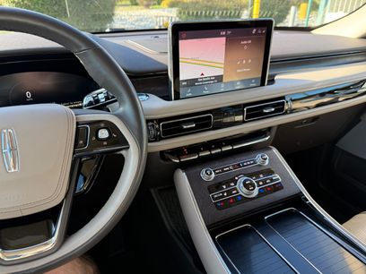 Used 2022 Lincoln Aviator Reserve w/ Equipment Group 201A