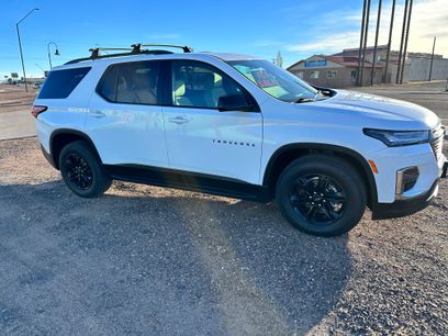 Used 2022 Chevrolet Traverse LS w/ Midnight/Sport Edition