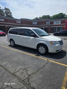 Used 2010 Chrysler Town & Country LX
