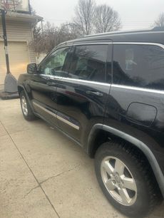 Used 2011 Jeep Grand Cherokee Laredo