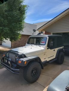 Used 2000 Jeep Wrangler Sport