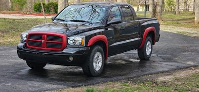 Used 2007 Dodge Dakota SLT