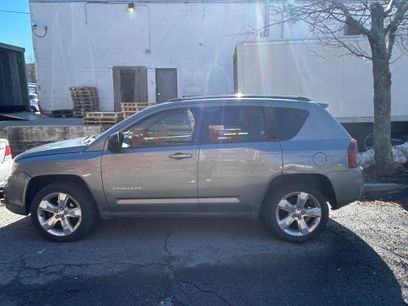 Used 2012 Jeep Compass Limited w/ Sun/Sound Group