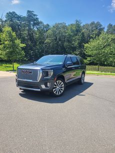 Used 2021 GMC Yukon XL Denali w/ Denali Ultimate Package