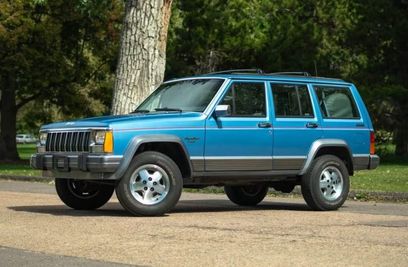 Used 1992 Jeep Cherokee Laredo
