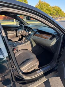 Used 2014 Ford Taurus Limited
