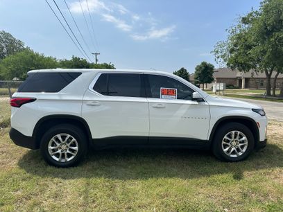 Used 2023 Chevrolet Traverse LS w/ Safety Package
