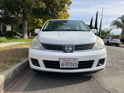 Used 2009 Nissan Versa SL w/ Convenience Pkg