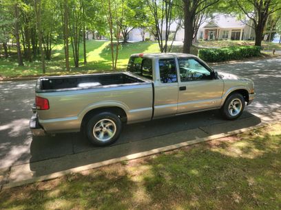 Used 2003 Chevrolet S10 Pickup LS