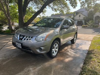Used 2011 Nissan Rogue SV