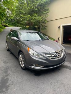Used 2011 Hyundai Sonata SE