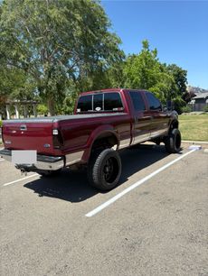 Used 2005 Ford F350 Lariat