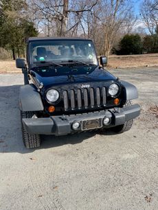 Used 2011 Jeep Wrangler Unlimited Sport w/ Trailer Tow Group