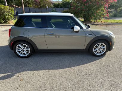 Used 2019 MINI Cooper 2-Door Hardtop w/ Signature Upholstery Package