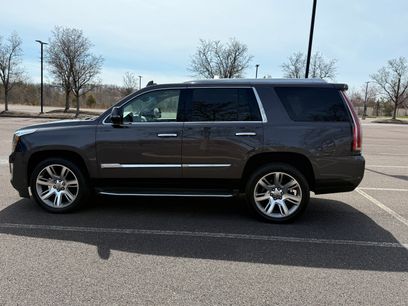 Used 2015 Cadillac Escalade Luxury