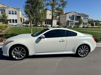 Used 2008 INFINITI G37 Journey w/ Premium Pkg
