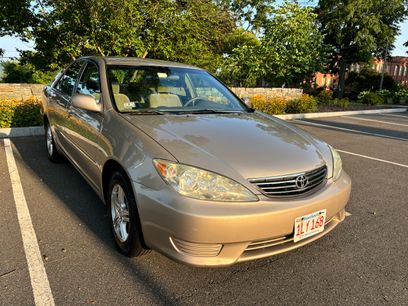Used 2005 Toyota Camry LE