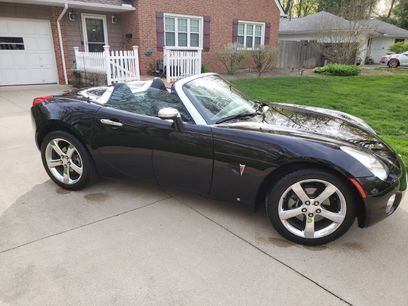 Used 2007 Pontiac Solstice Convertible w/ Preferred Package