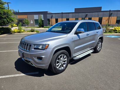 Used 2014 Jeep Grand Cherokee Overland w/ Advanced Technology Group