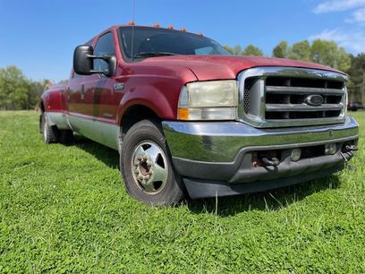 Used 2002 Ford F350 2WD Crew Cab DRW Super Duty