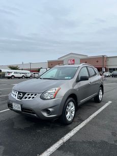 Used 2015 Nissan Rogue S w/ Convenience Package