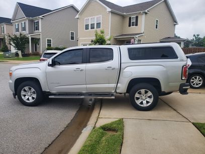 Used 2018 GMC Canyon SLE w/ SLE Convenience Package