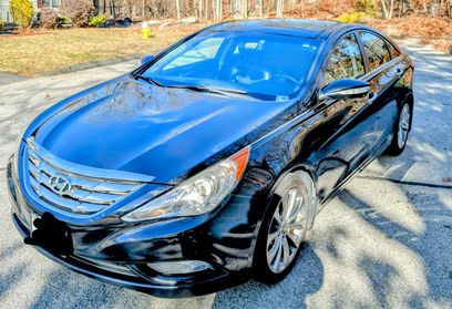 Used 2012 Hyundai Sonata Limited w/ Navigation Pkg