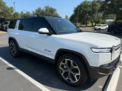 Used 2025 Rivian R1S Adventure