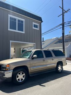 Used 2005 GMC Yukon XL SLT w/ SLT Preferred Equipment Group