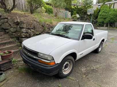 Used 2002 Chevrolet S10 Pickup 2WD Regular Cab