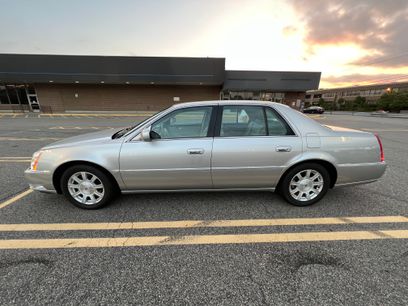 Used 2008 Cadillac DTS w/ Trunk Convenience Package